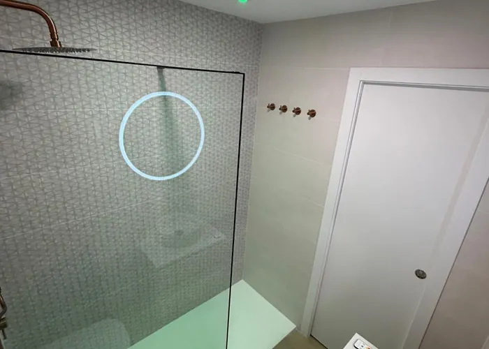 Casa Vistas A Trafalgar Con Cromoterapia Relax En La Ducha Solo Familias O Parejas - Parking Privado Opcional - * كونيل ذي لا فرونتيرا