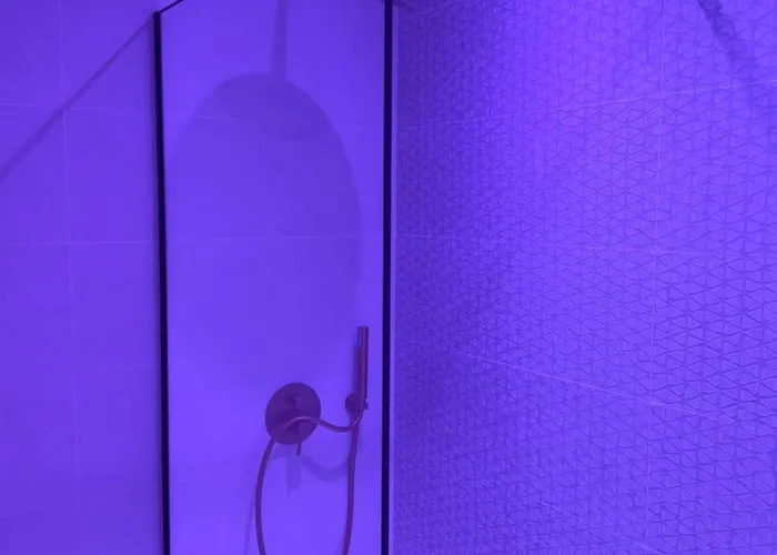 Casa Vistas A Trafalgar Con Cromoterapia Relax En La Ducha Solo Familias O Parejas - Parking Privado Opcional - شقة *