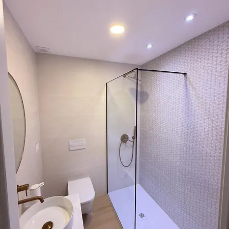 Casa Vistas A Trafalgar Con Cromoterapia Relax En La Ducha Sólo Familias O Parejas - Parking Privado Opcional - Conil De La Frontera