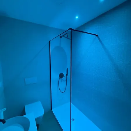 Apartment Casa Vistas A Trafalgar Con Cromoterapia Relax En La Ducha Solo Familias O Parejas - Parking Privado Opcional -