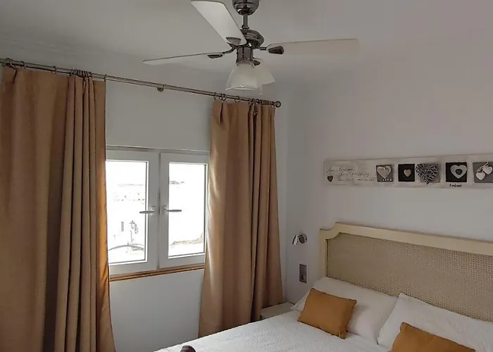 Apartmán Casa Vistas A Trafalgar Con Cromoterapia Relax En La Ducha Solo Familias O Parejas - Parking Privado Opcional - *