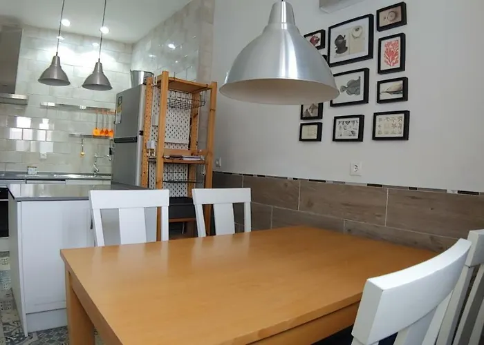 Casa Vistas A Trafalgar Con Cromoterapia Relax En La Ducha Solo Familias O Parejas - Parking Privado Opcional - Apartmán *