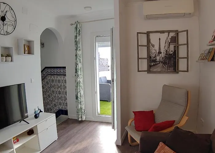 Casa Vistas A Trafalgar Con Cromoterapia Relax En La Ducha Solo Familias O Parejas - Parking Privado Opcional -